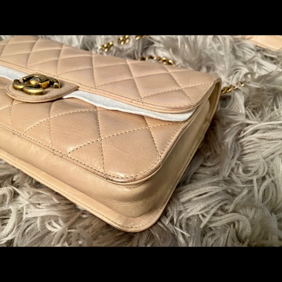 Like New! CHANEL Classic Perfect Edge Flap… - Picture 7 of 16